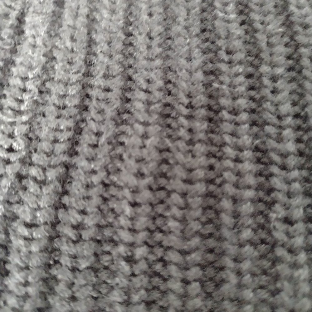 Sweater - Picture 3 of 8